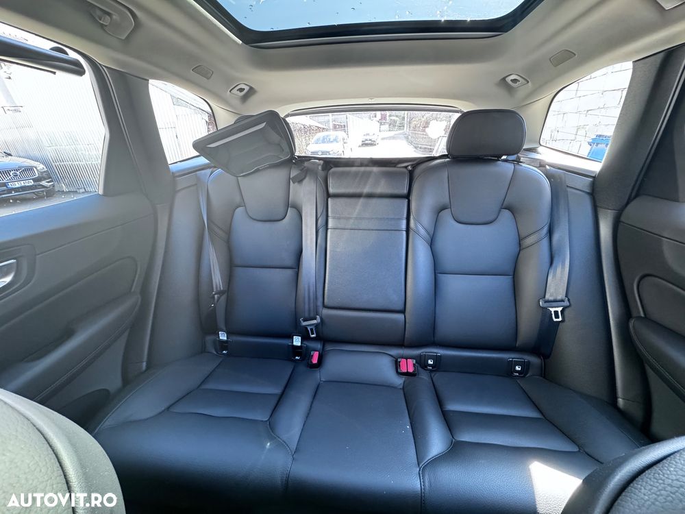 Volvo XC 60 T8 Twin Engine AWD Inscription - 22