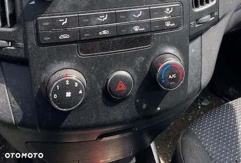 PANEL KLIMATYZACJI HYUNDAI I30 CW - 2