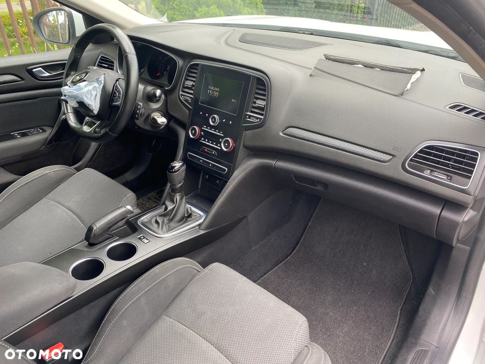 Renault Megane 1.5 Blue dCi Intens - 5