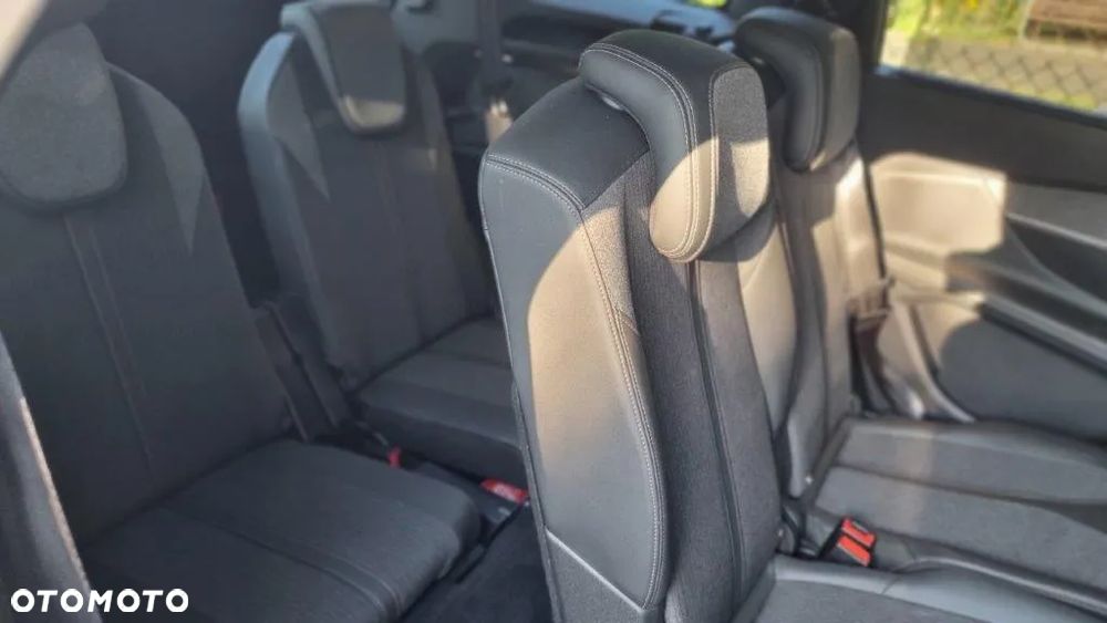 Peugeot 5008 1.6 PureTech GT Line S&S EAT8 - 10