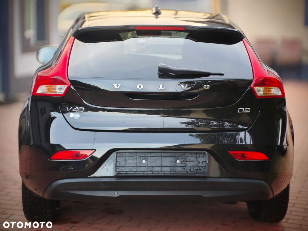 Volvo V40 D2 Momentum - 32
