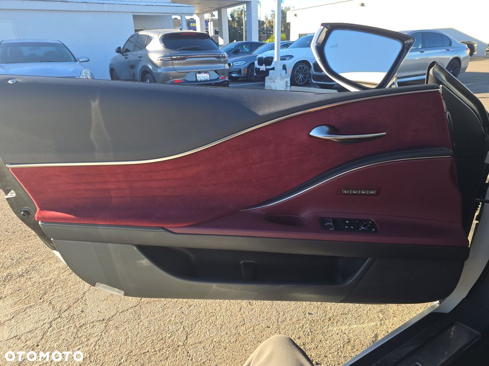 Lexus LC 500 Club Edition - 11