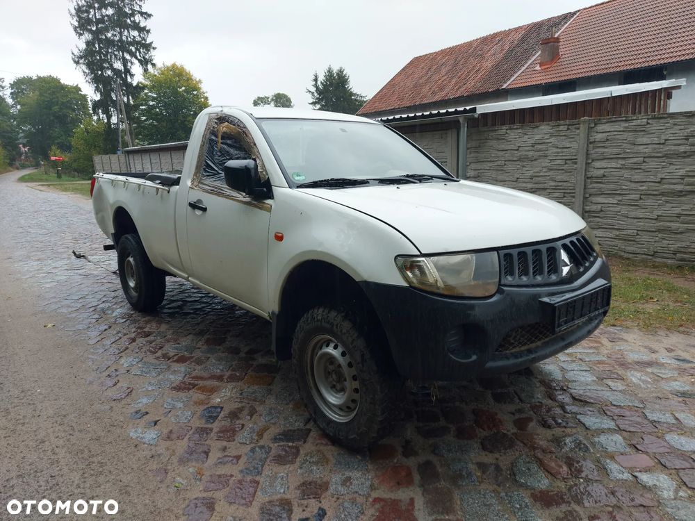 Mitsubishi L200 2.5 DID CC Intense - 5