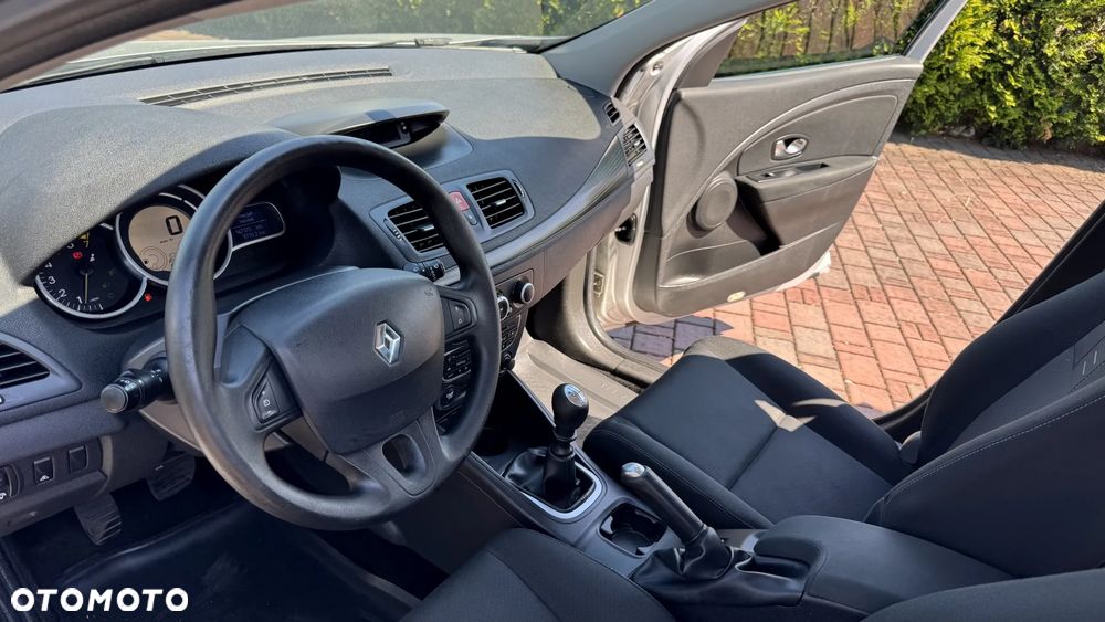Renault Megane 1.6 16V 110 Expression - 23