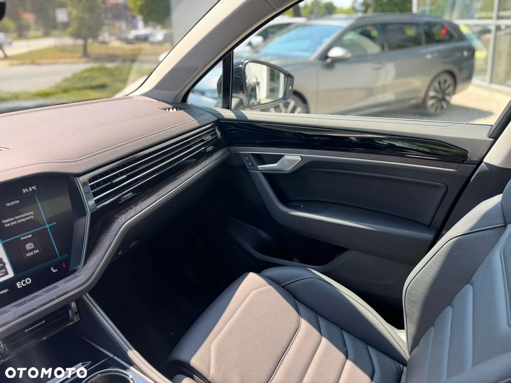 Volkswagen Touareg 3.0 V6 TDI 4Motion Elegance - 19