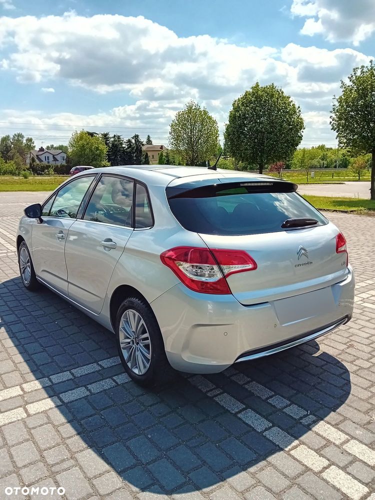 Citroën C4 HDi 90 Attraction - 16