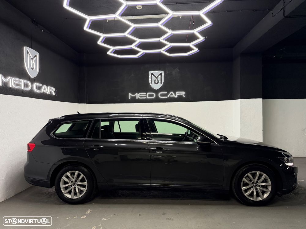 VW Passat Variant 2.0 TDi Elegance DSG - 19