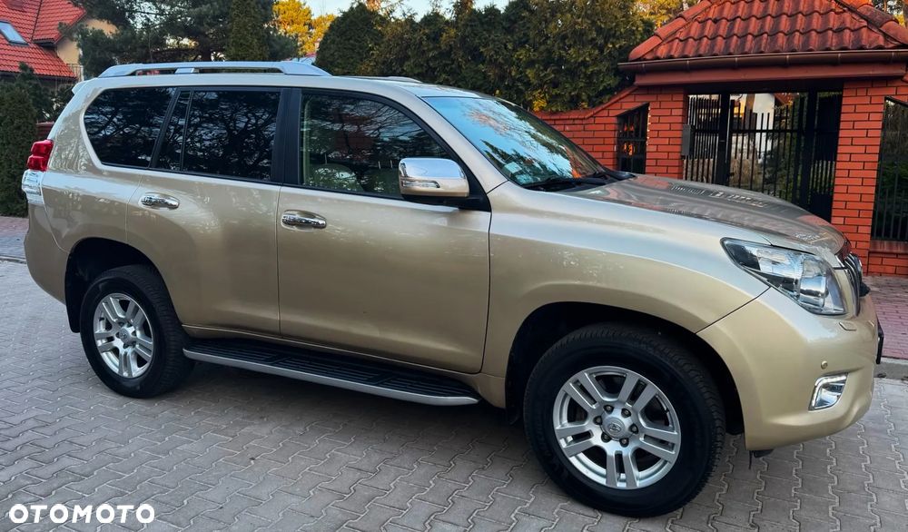 Toyota Land Cruiser 3.0 D-4D Automatik Executive - 3