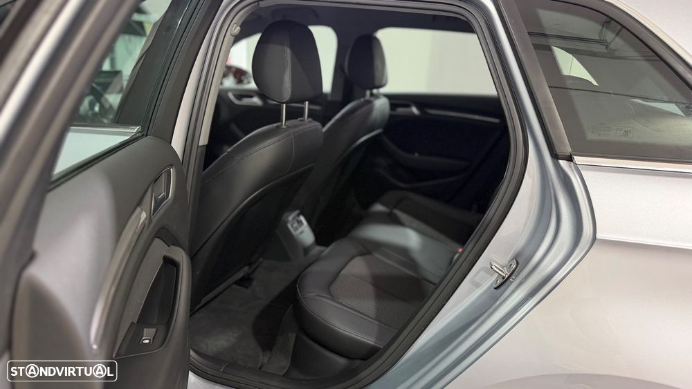 Audi A3 Sportback 1.0 TFSI design - 14