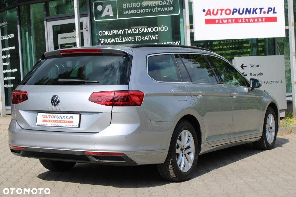 Volkswagen Passat - 5