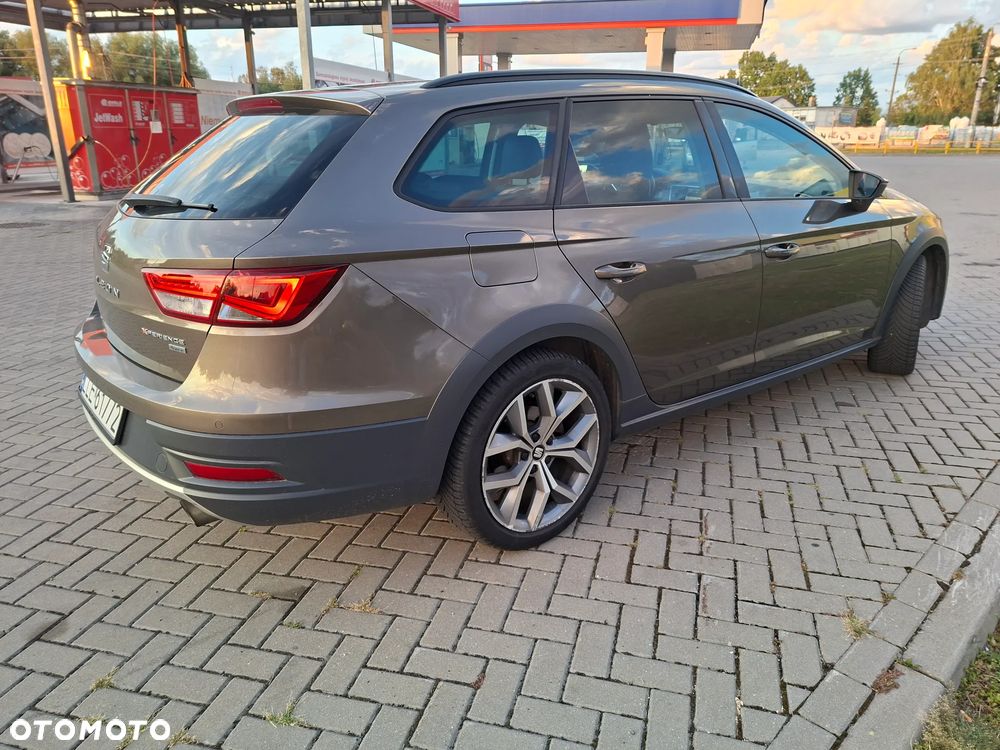 Seat Leon 1.8 TSI Xcellence S&S DSG - 12