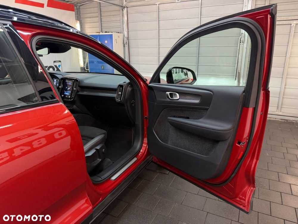Volvo XC 40 - 40