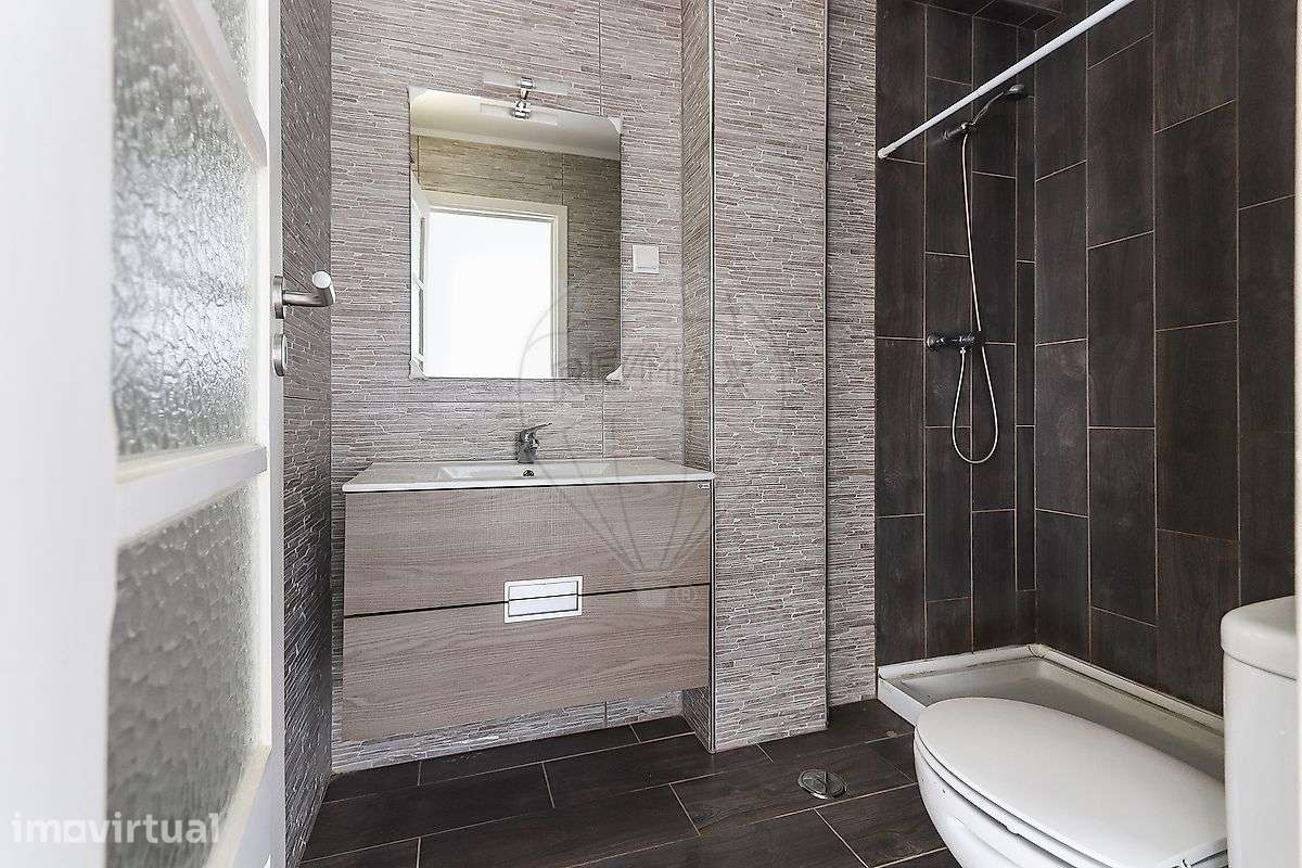 Apartamento T1 para arrendamento - Grande imagem: 2/17