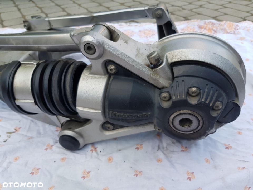 Kawasaki GTR 1400 dyfer napęd kardan - 1