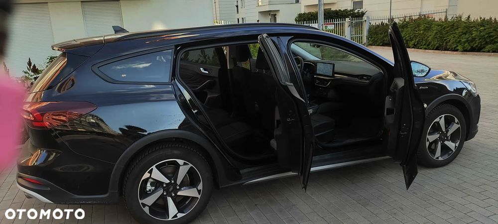 Ford Focus 1.0 EcoBoost mHEV Active X - 9