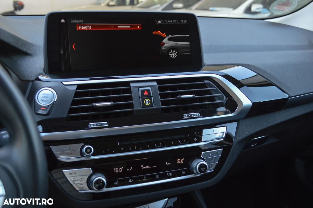BMW X3 xDrive20d AT Luxury Line - 17