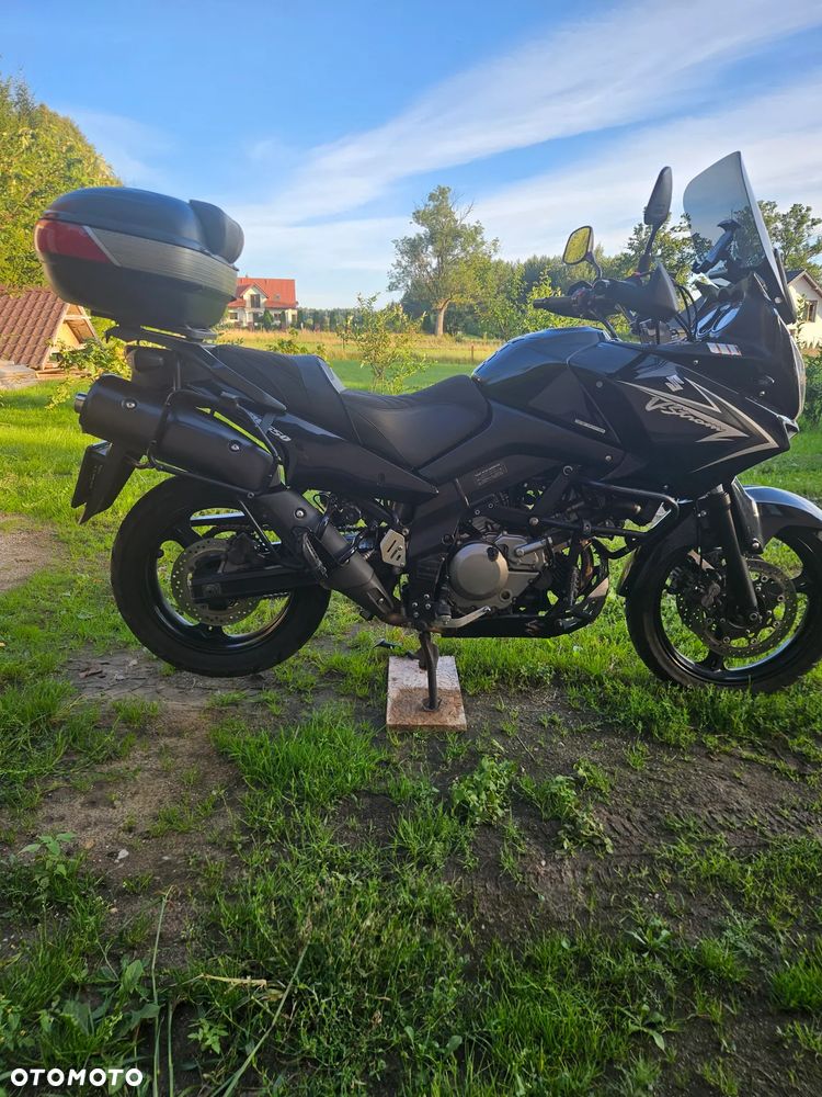 Suzuki V-STROM - 2