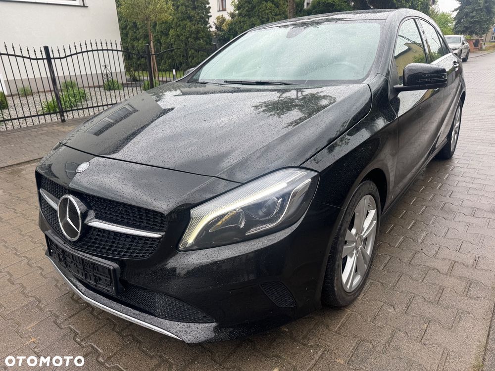 Mercedes-Benz Klasa A 180 7G-DCT AMG Line - 1
