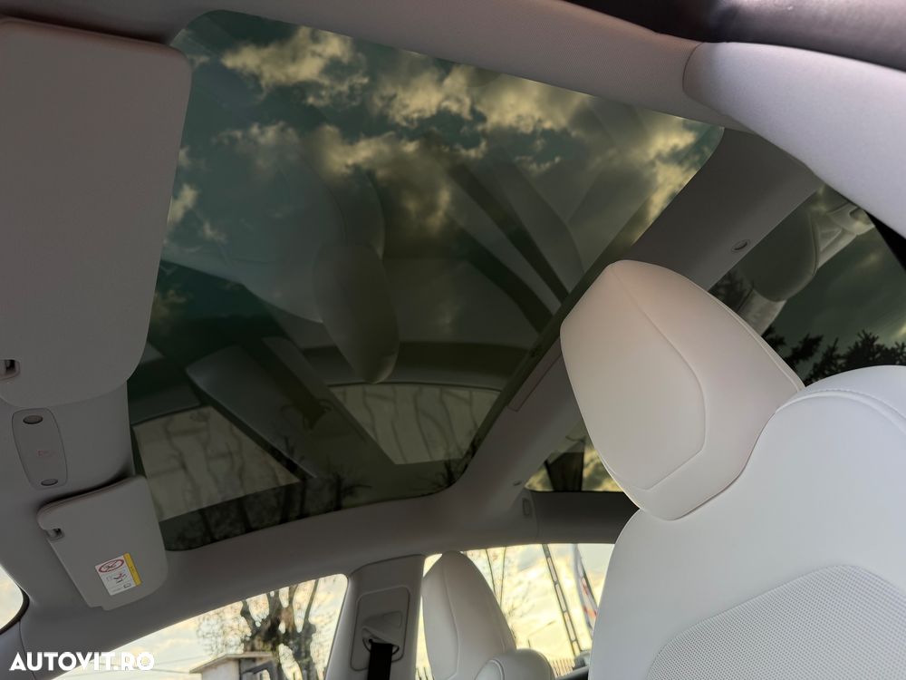 Tesla Model 3 Langstreckenbatterie Allradantrieb Dual Motor - 20