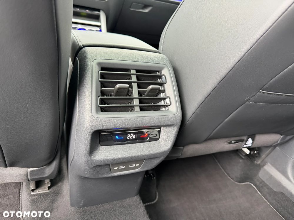 Volkswagen Tiguan 1.5 eTSI R-Line Plus DSG - 26