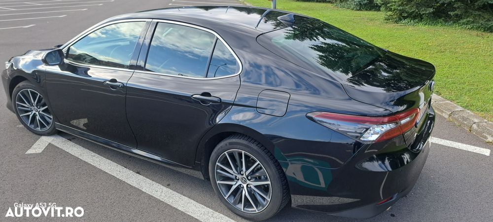 Toyota Camry 2.5 Exclusive - 9