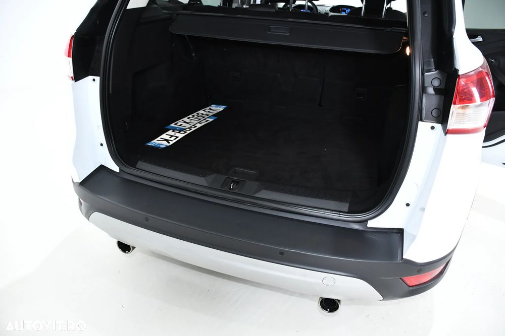 Ford Kuga 2.0 TDCi 4x4 Trend - 22