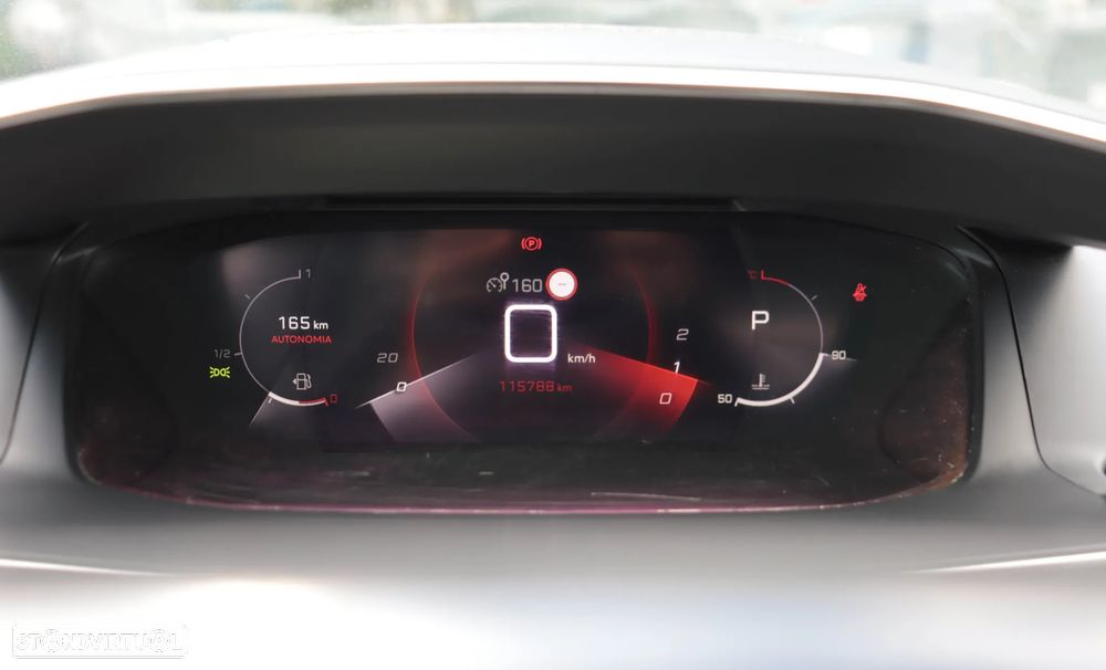 Peugeot 2008 1.2 PureTech GT EAT8 - 10
