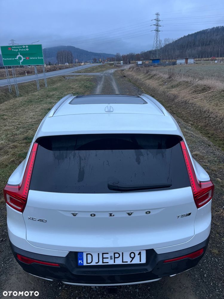 Volvo XC 40 T5 AWD Inscription - 8