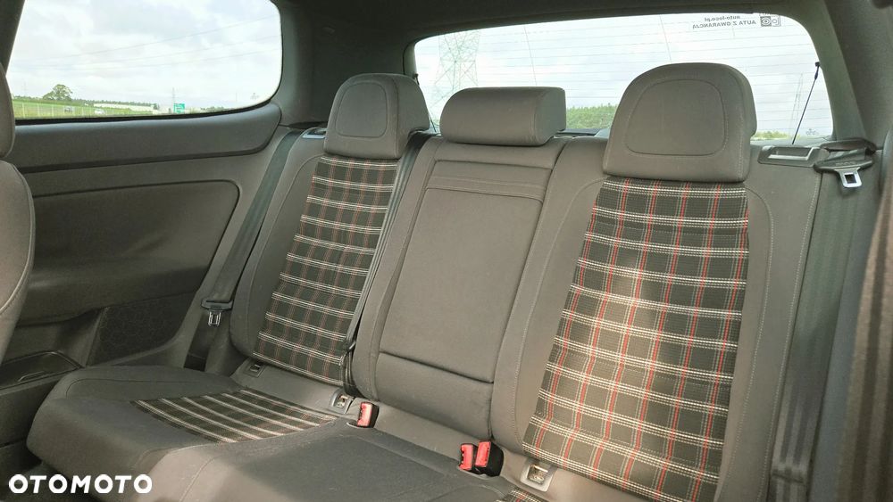 Volkswagen Golf 2.0 TSI GTI - 9