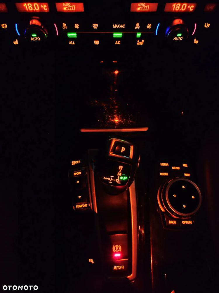 BMW Seria 5 520d - 22