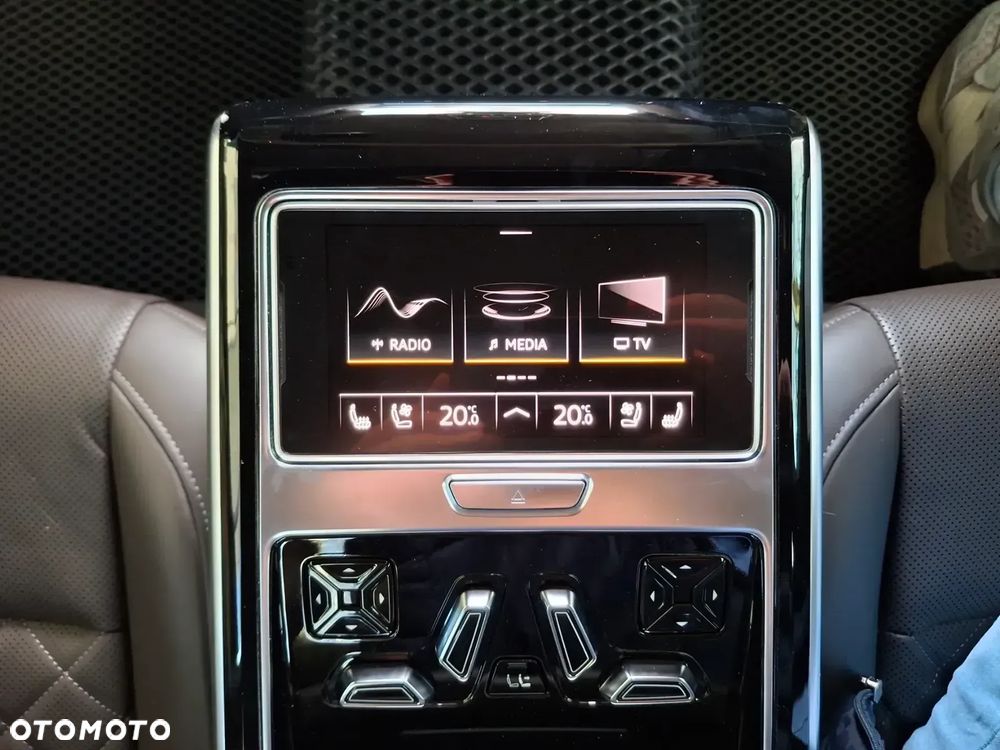 Audi A8 - 23