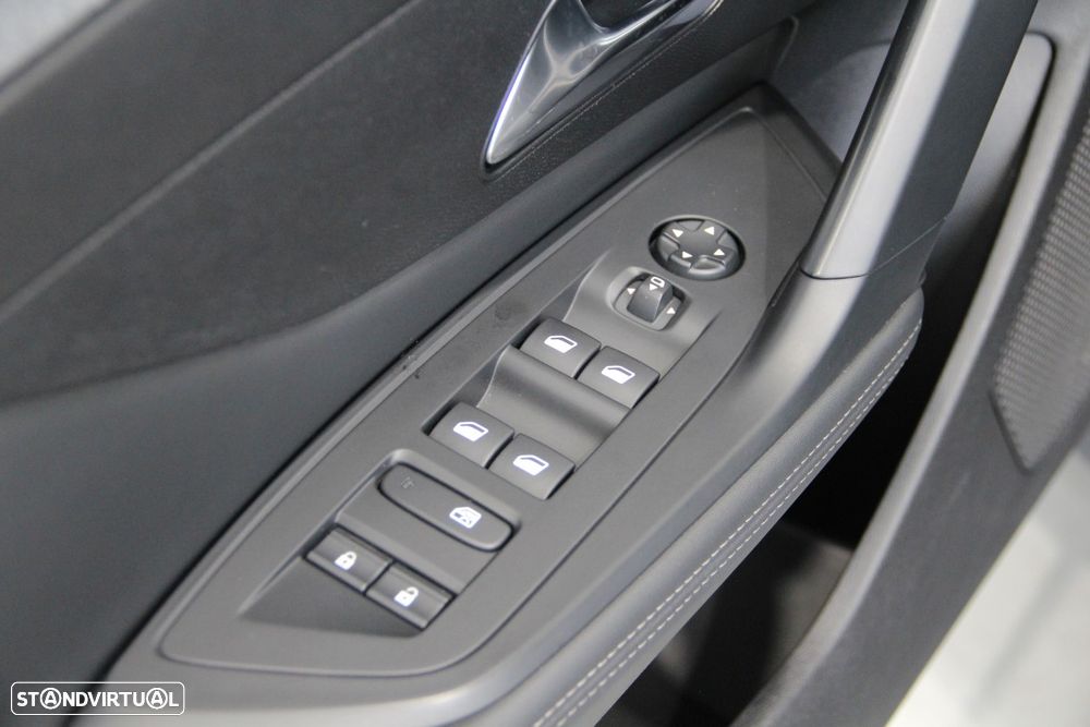 Peugeot 308 SW 1.6 Hybrid Allure e-EAT8 - 7