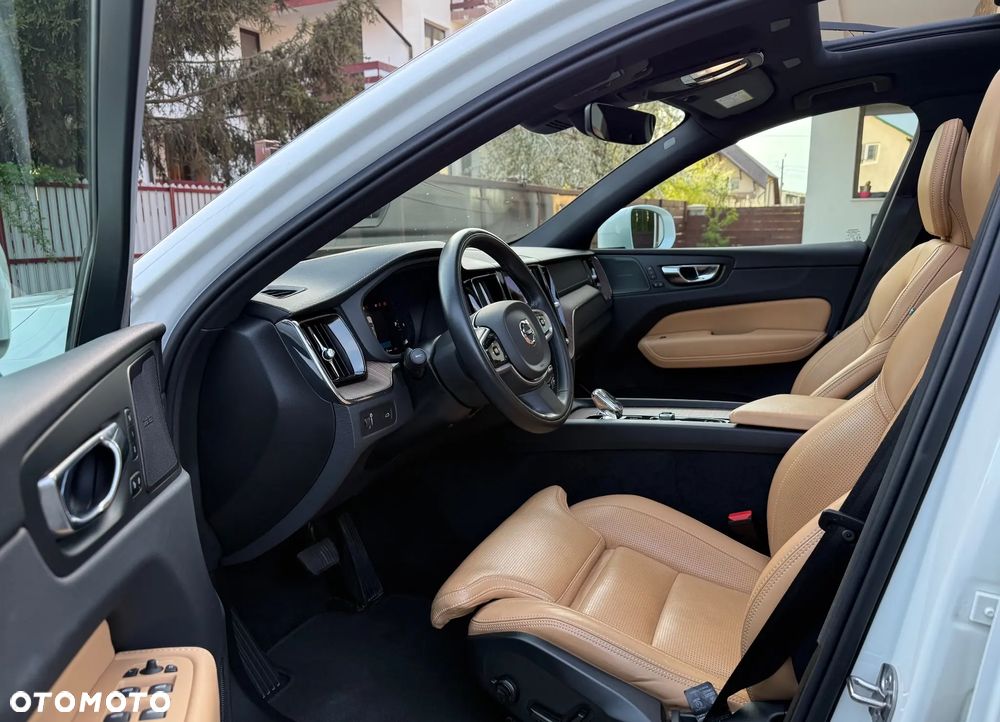 Volvo XC 60 B5 D AWD Geartronic Inscription - 23