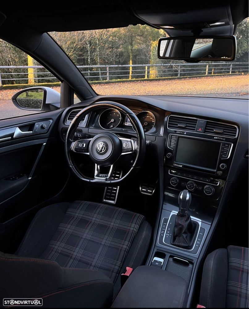 VW Golf GTI BlueMotion DSG - 15