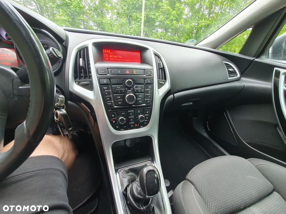 Opel Astra 1.6 Turbo Innovation - 18