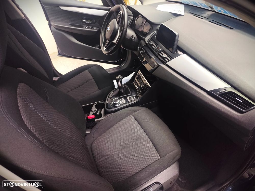 BMW 216 Gran Tourer i 7L - 7