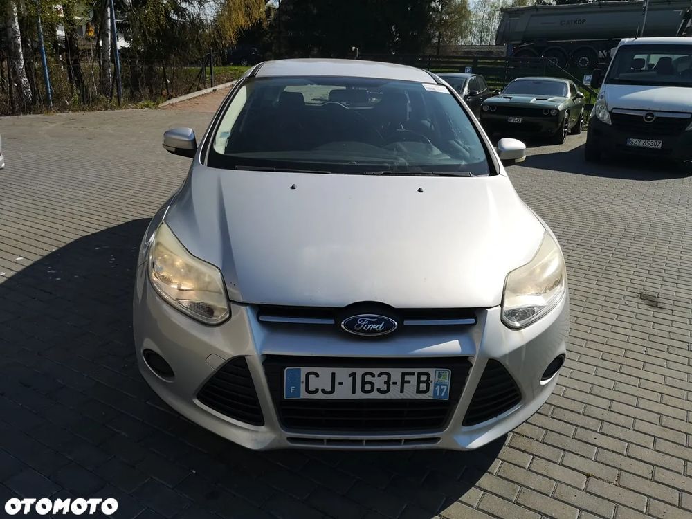 Ford Focus 1.6 TDCi DPF Ambiente - 2