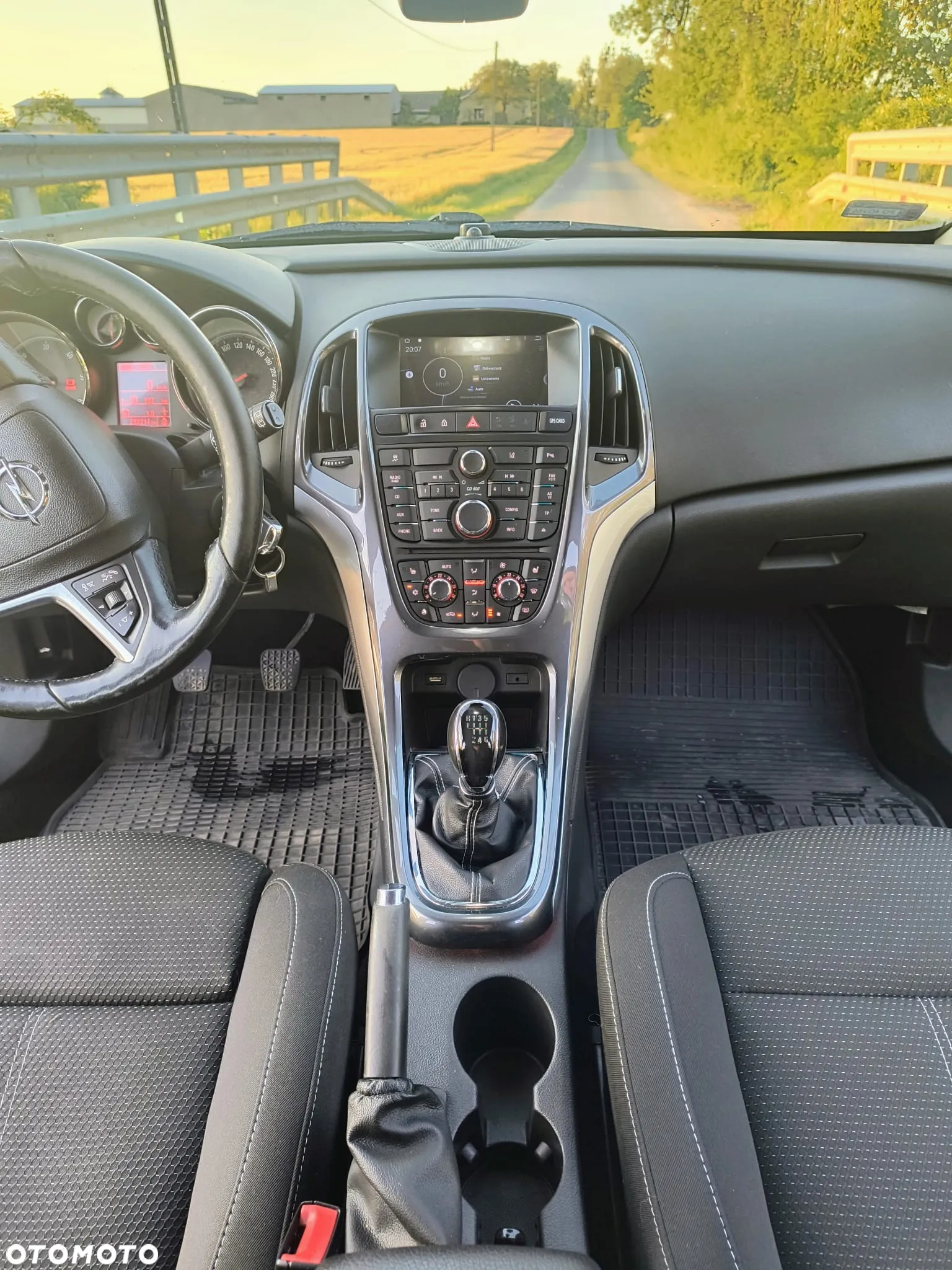 Opel Astra IV 2.0 CDTI Cosmo - 10