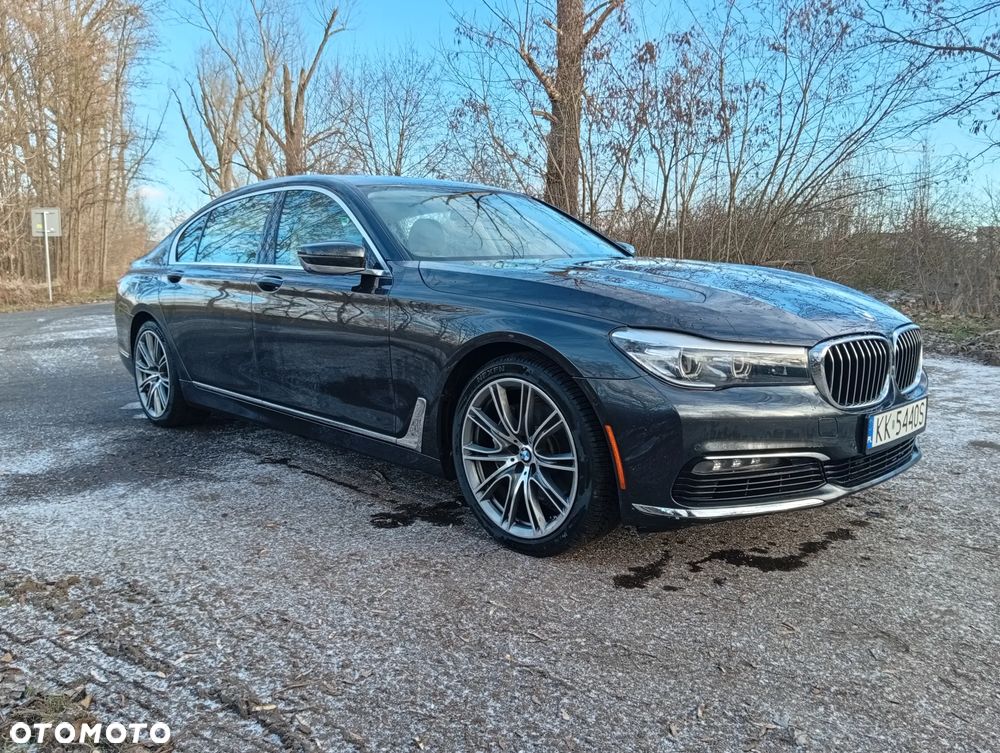 BMW Seria 7 740Li - 6