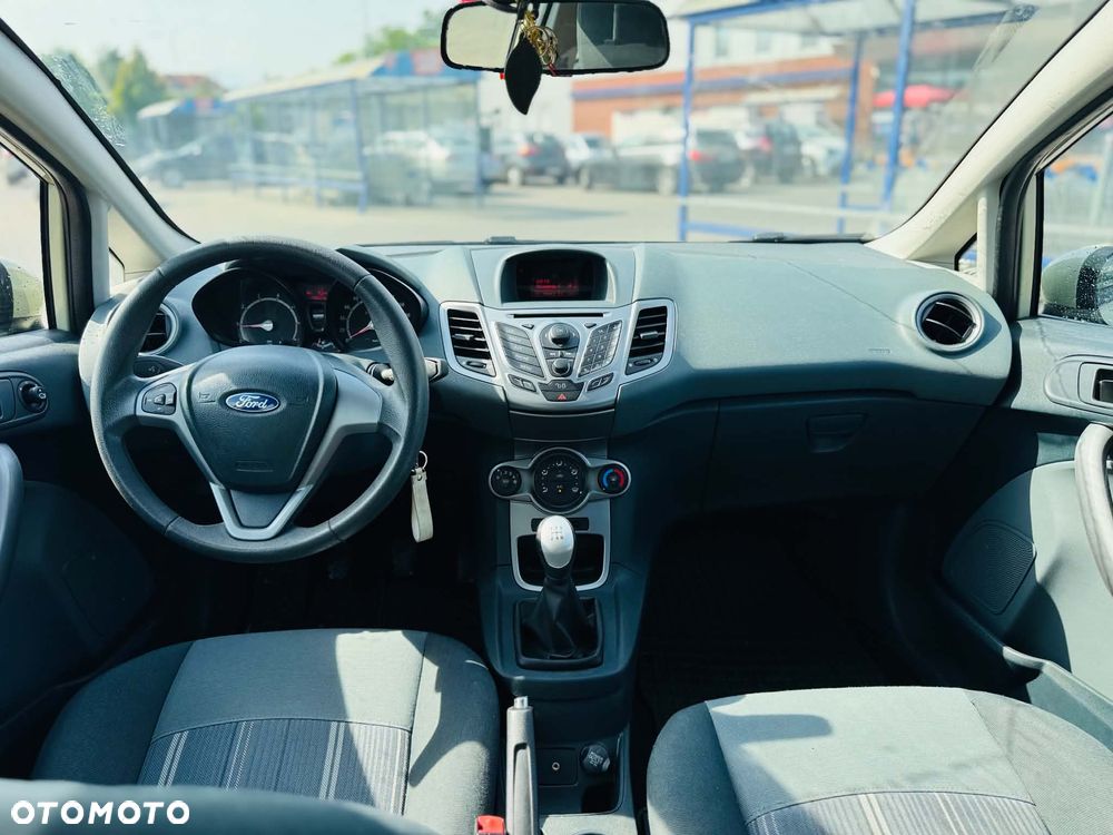 Ford Fiesta - 6