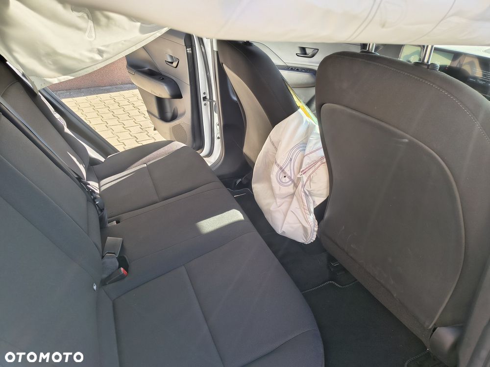 Hyundai Kona - 21