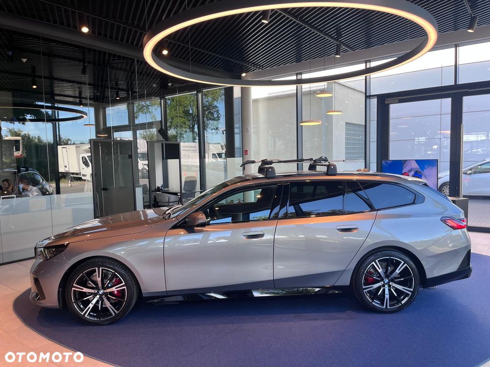 BMW Seria 5 520d xDrive mHEV M Sport - 3