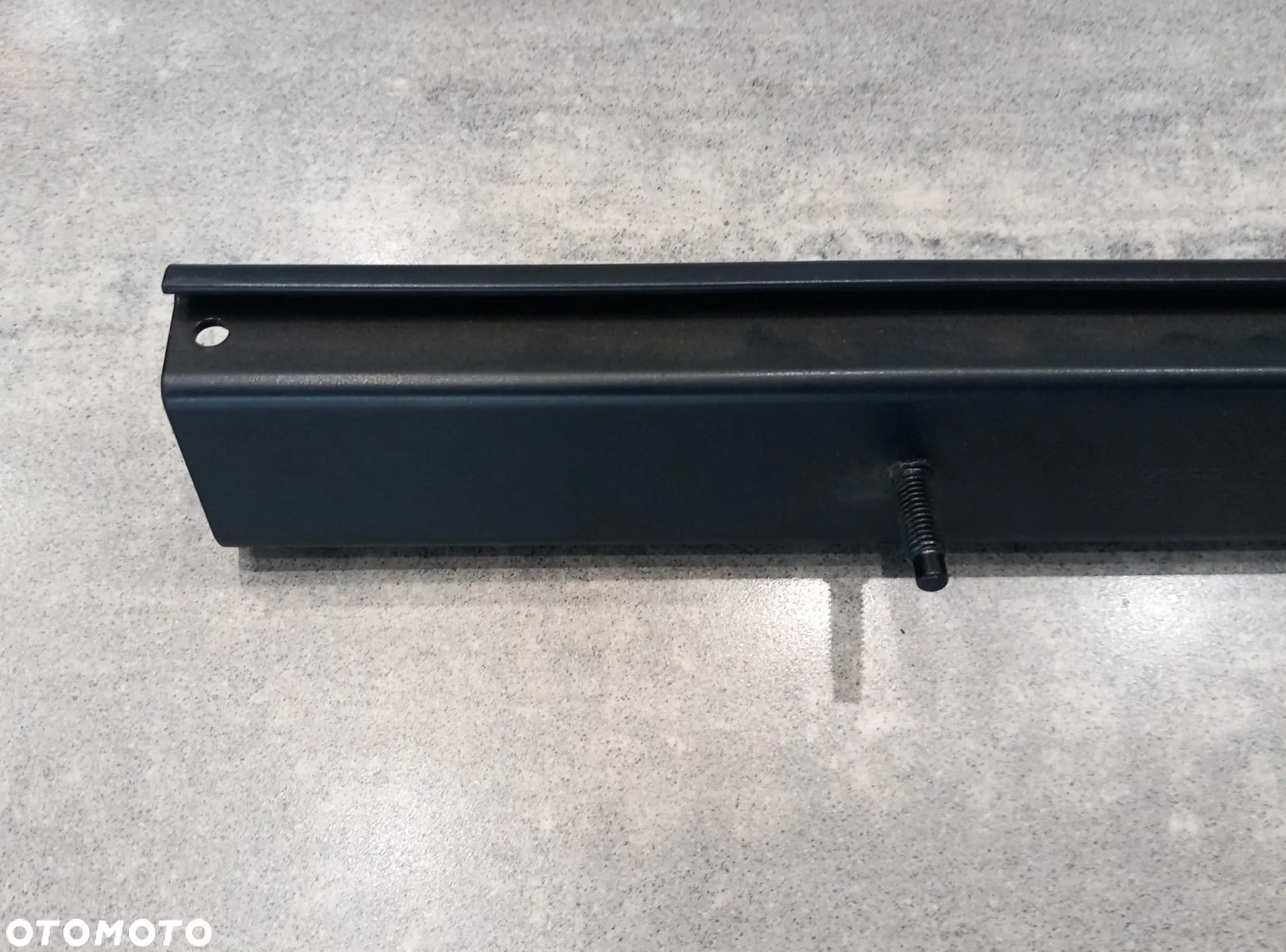 Prowadnica rolkowa drzwi przesuwnych - sanki Ford Transit 2000-2006, 2006-2014 4738526 - 5