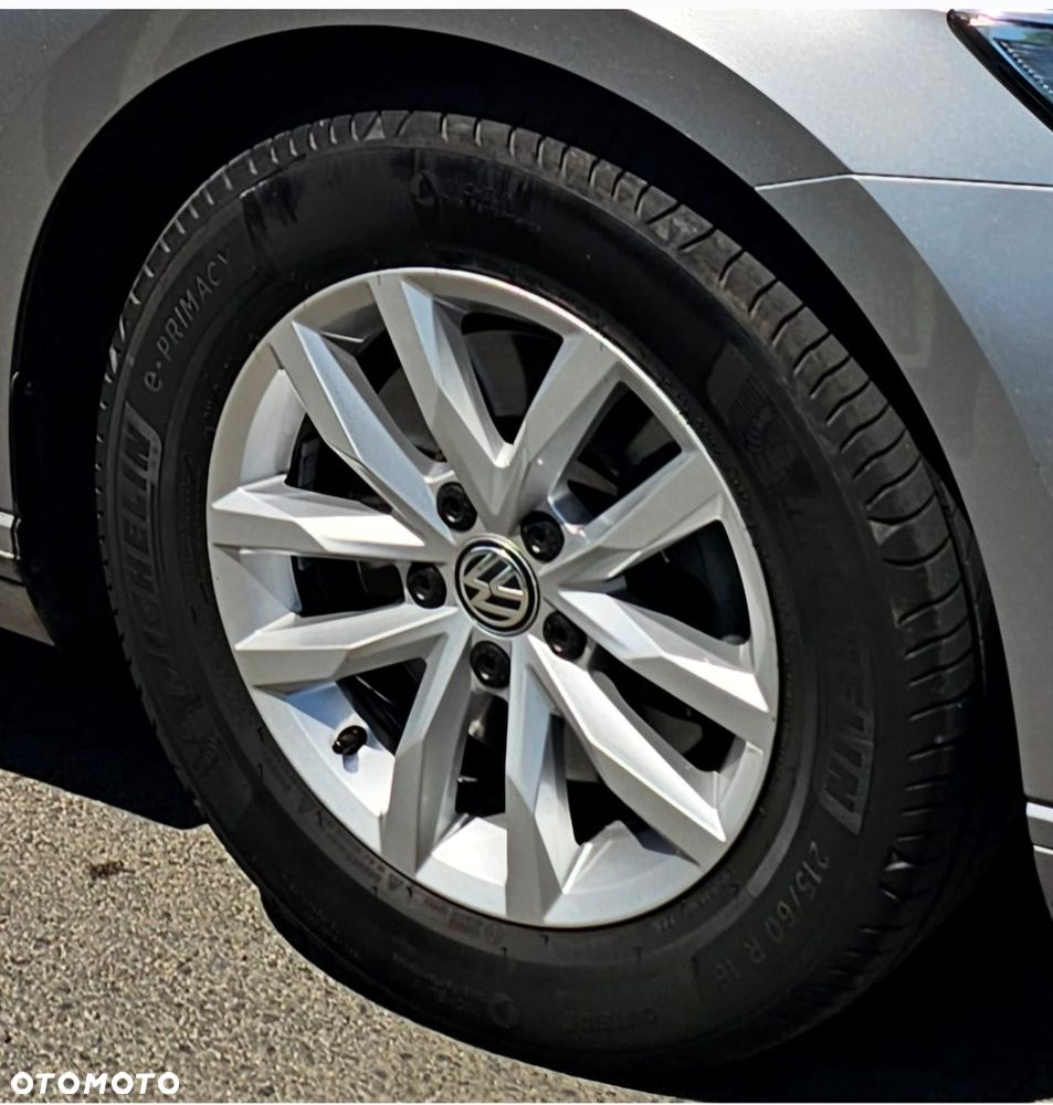 Volkswagen Passat 1.5 TSI EVO Comfortline - 14