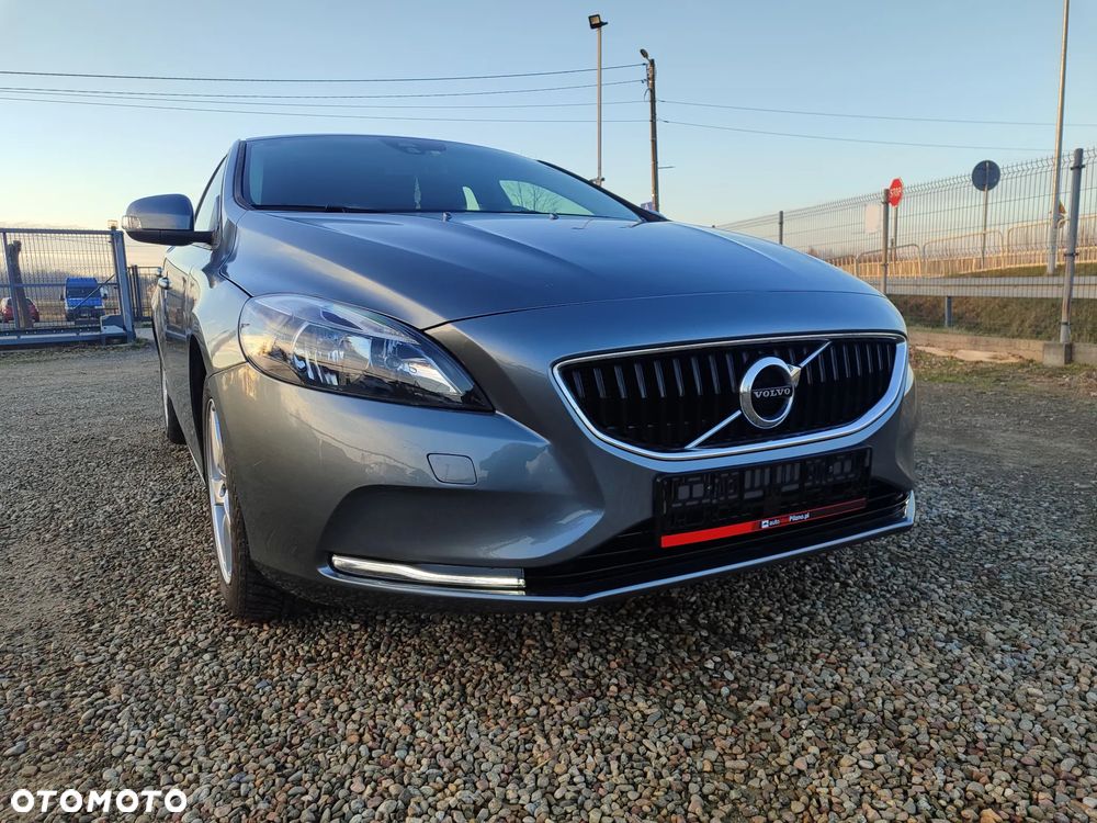 Volvo V40 D2 Momentum - 6