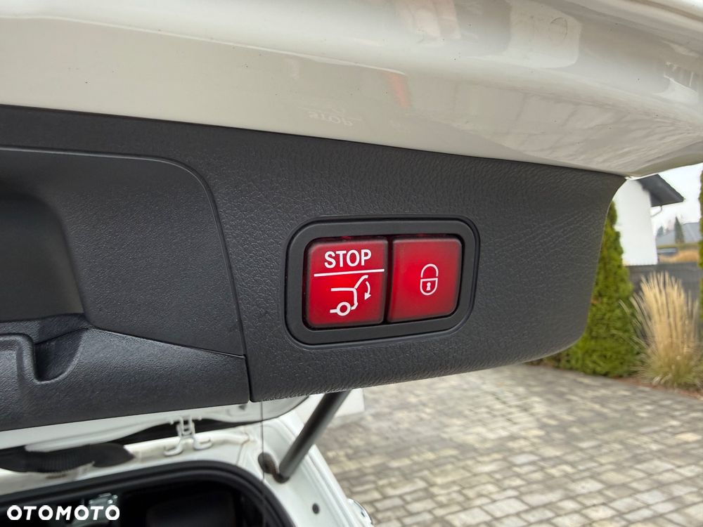 Mercedes-Benz EQA 250 66.5kWh AMG Line - 17