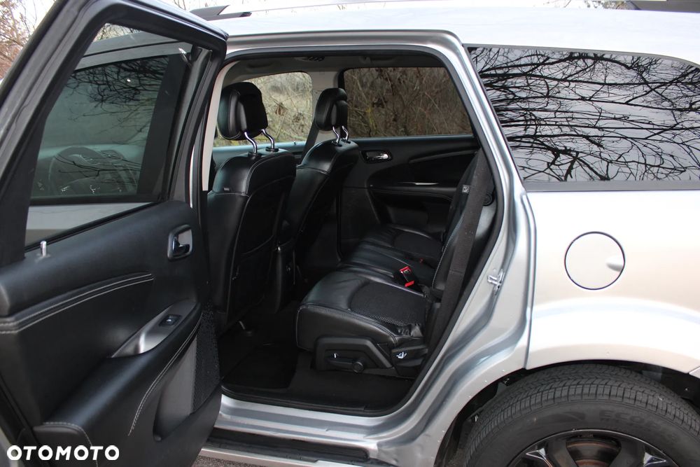 Dodge Journey - 10