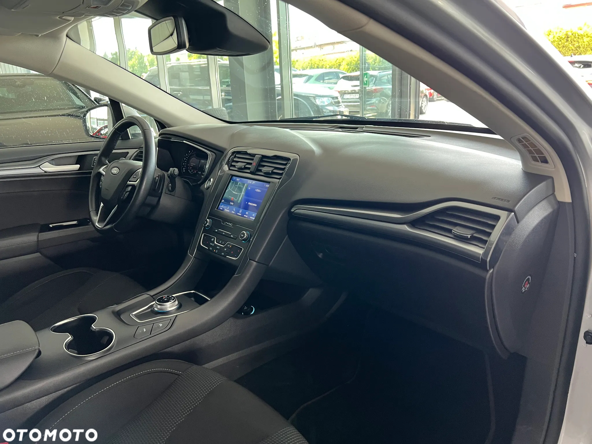 Ford Mondeo 2.0 EcoBlue Titanium - 36