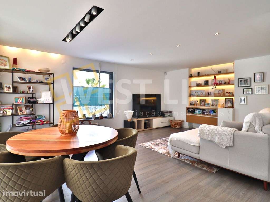 Moradia T4 totalmente renovada - Exclusivo West Life - Algueirão - Grande imagem: 2/23