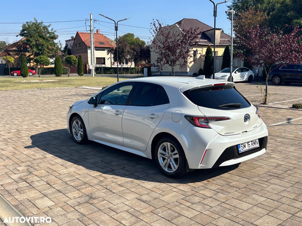 Toyota Corolla - 3